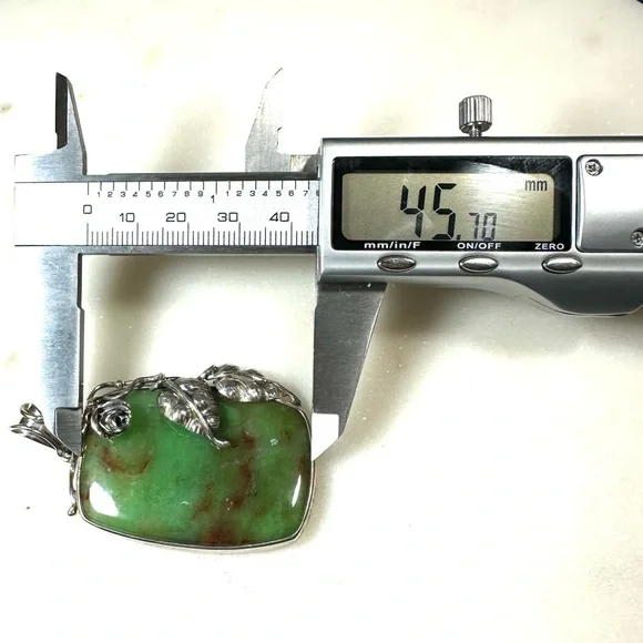 Artisan Green Jasper Sterling Silver Pendant with Hand-forged Rose and Leaves - Picture 8 of 15